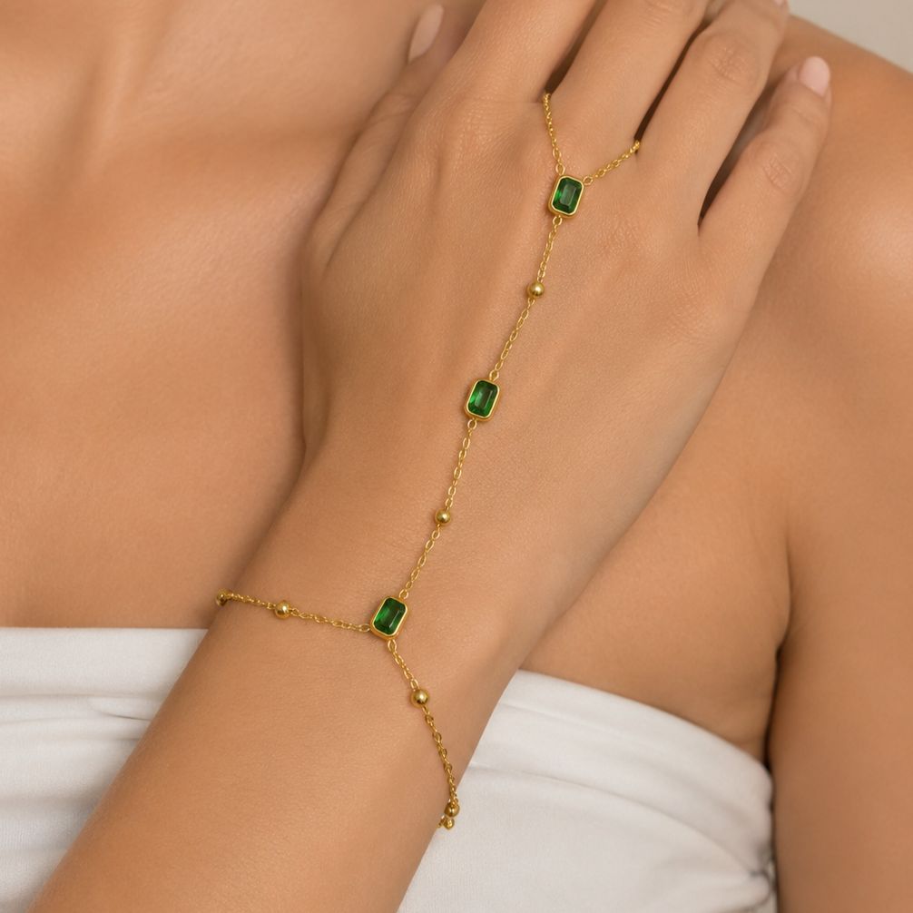 Emerald Glance Hand Chain
