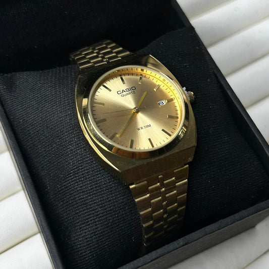CS Round watch (Gold)
