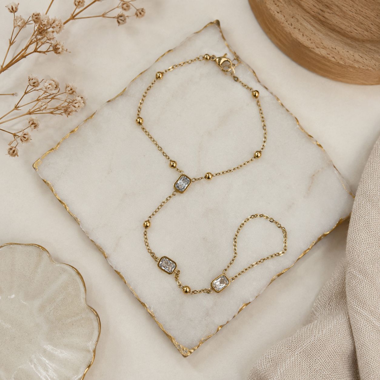 White Glance Hand Chain