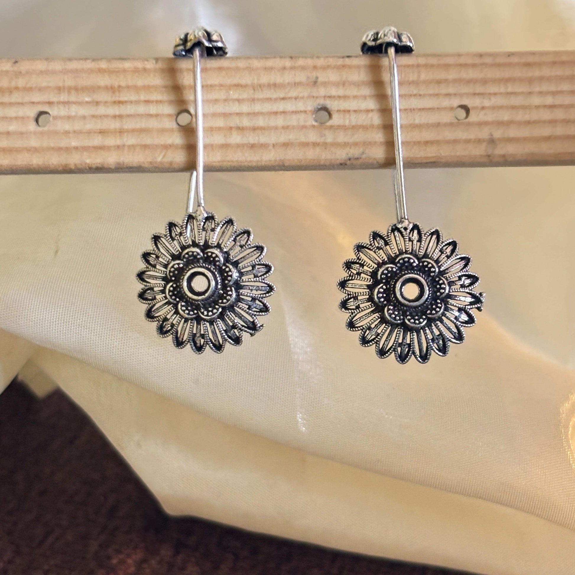 Phool Non Piercing German Silver Bugadi