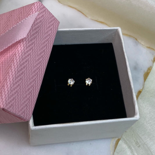 Fine Classic 925 Studs