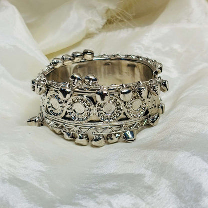 Chankar Openable Fusion Bracelet