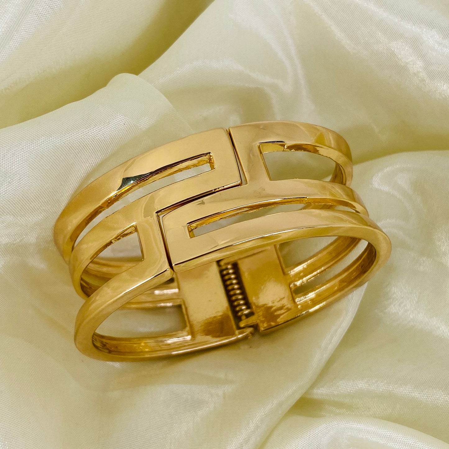 Luna Chunky Cuff Bracelet